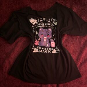 Black off shoulder custom cut cat gothic Graphic Tee XL